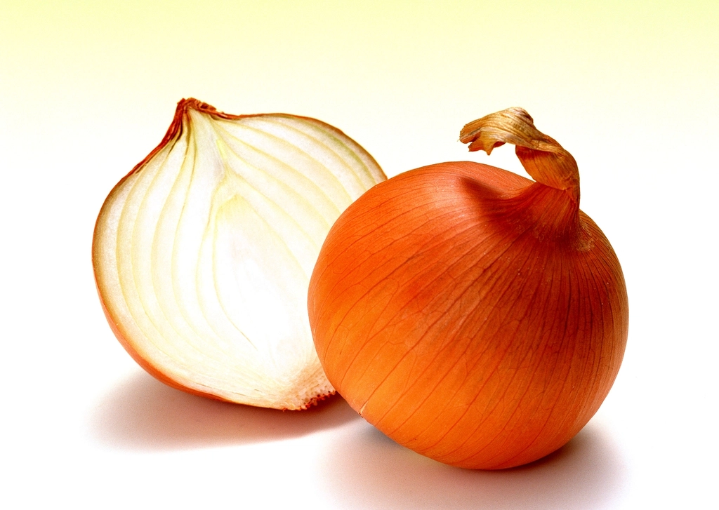 Fresh onions